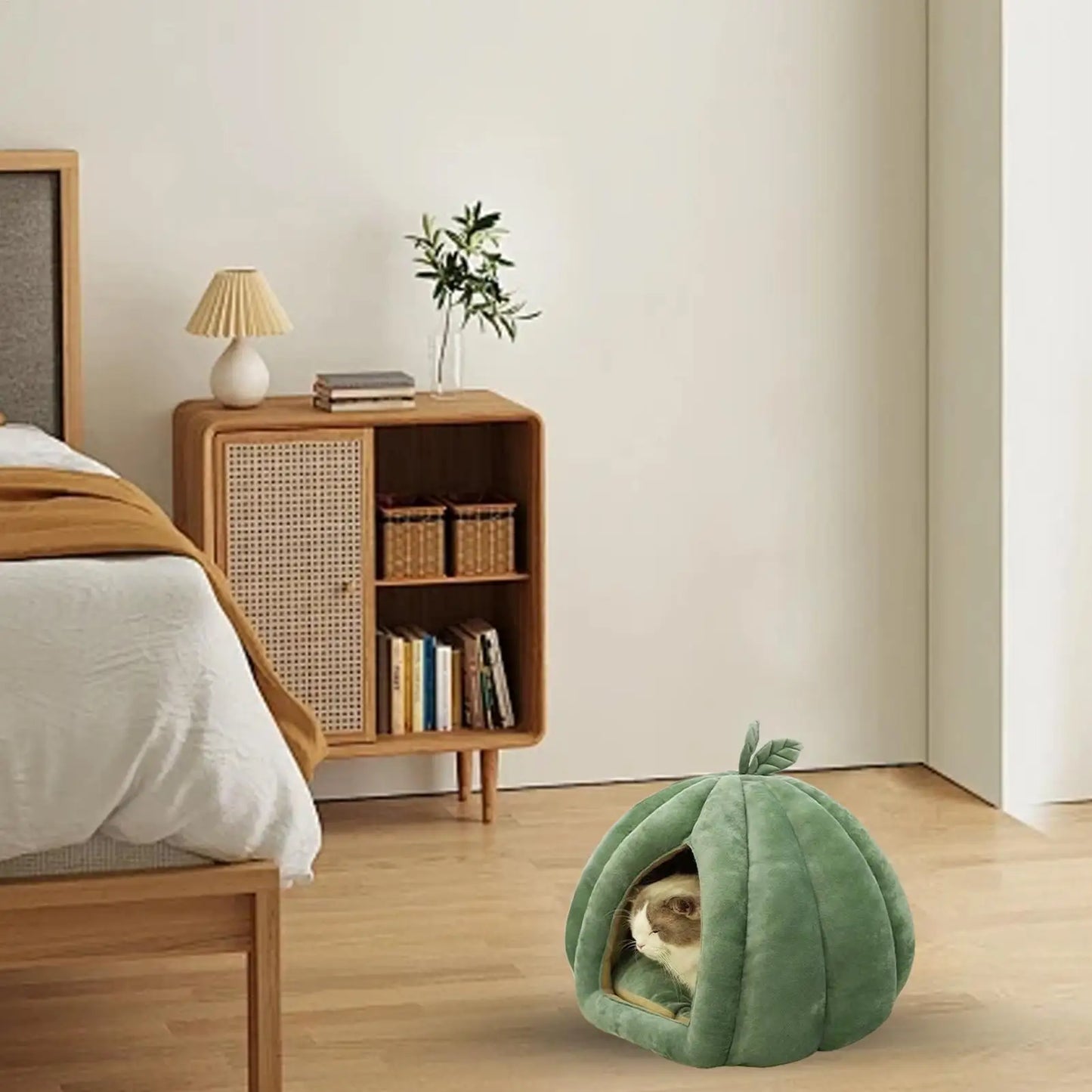 Pumpkin Cat House Bed